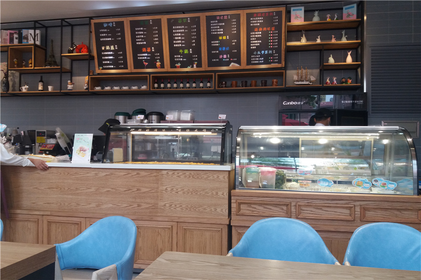 写真/艺术照,艺术写真,咖啡店,咖啡,木,餐厅,酒吧,膳食,喝,杯,感,人为对象,屋,地板,家,客厅,房间,公寓,室内设计,设计